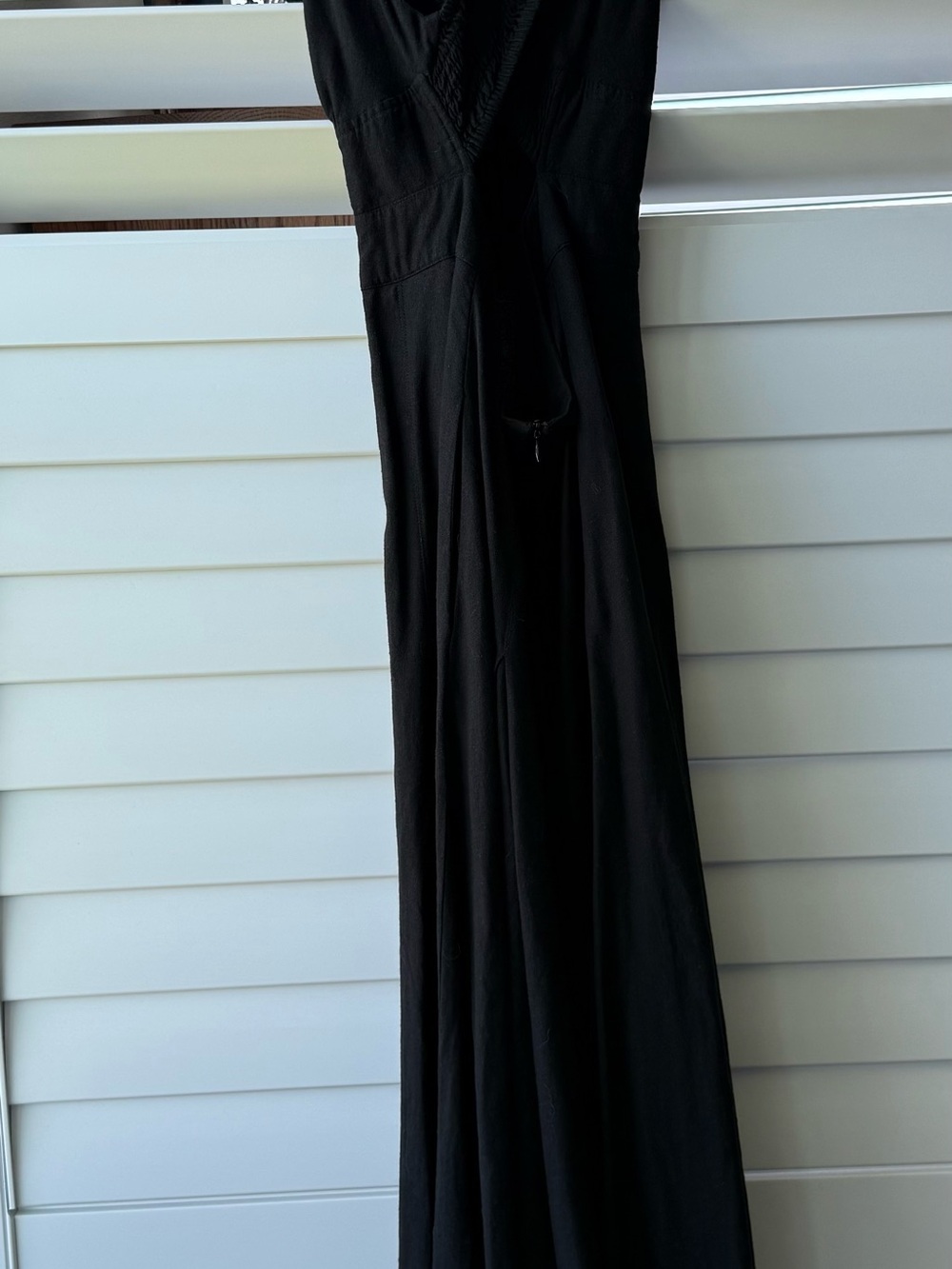 Rachel Zoe Black Dress with Flowing Silhouette